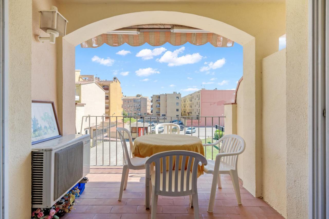Welcs Apartamento 062 Emp Cerca Del Mar Empuriabrava Exterior photo